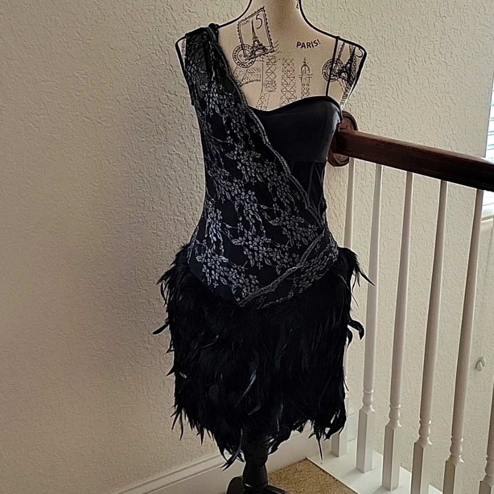 Beautiful cocktail dress with feather skirt